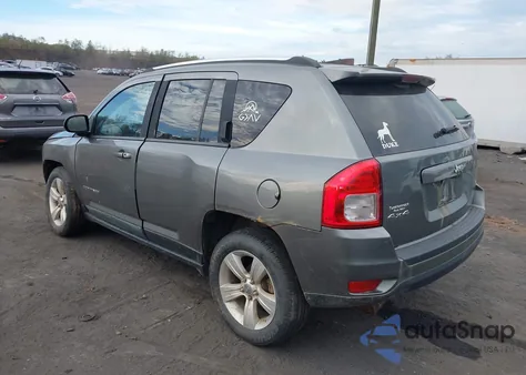2012 Jeep Compass Latitude из США, поврежденный, VIN 1C4NJDEB4CD511695